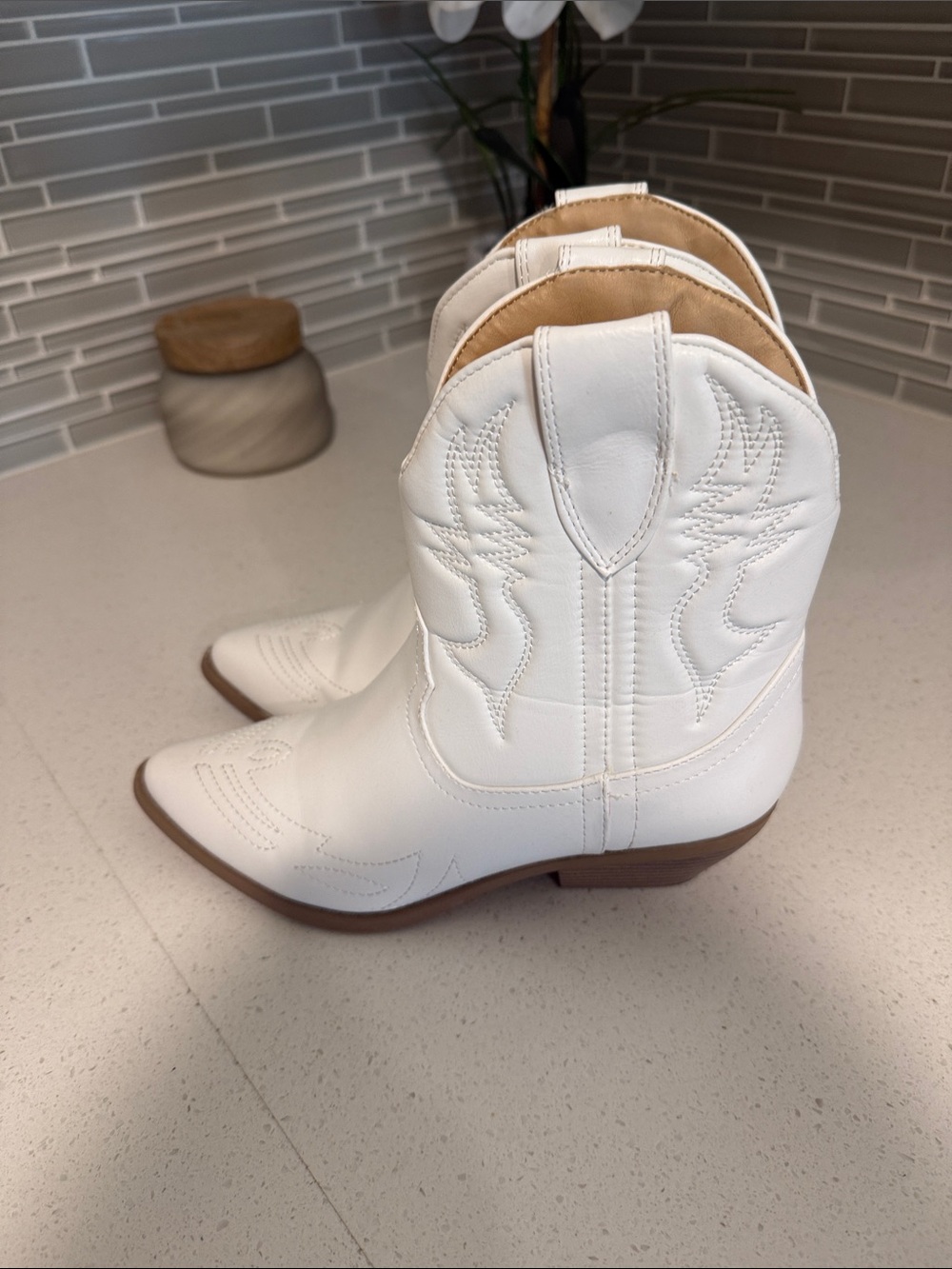 Soda White Western-Style Pointed Ankle Boots - Picture 2 of 3